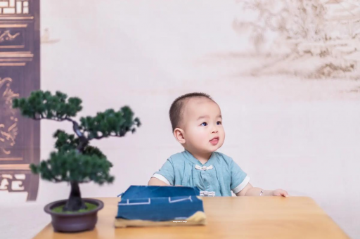 日照怀孕嗓子眼堵的慌